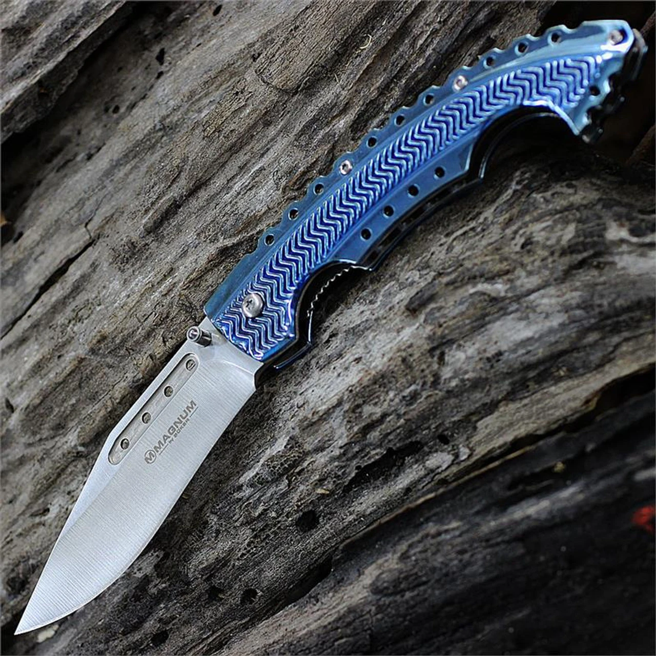 Boker Magnum Blue Bowie Folder Liner Lock, 01RY855 3 Boker Magnum Blue Bowie Folder Liner Lock, 01RY855